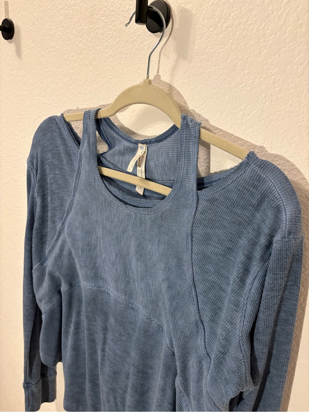 Free People FP Movement Zenith long-sleeve tee - Picture 4 of 6